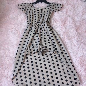 Black and pink polka-dots